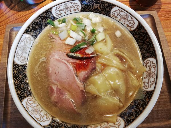 「すごい煮干しラーメン」@ラーメン凪 浅草店の写真