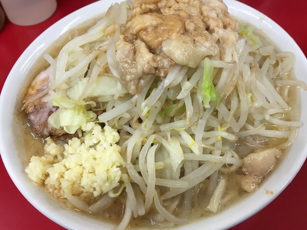 「小ラーメン 玉子 麺硬め ニンニクアブラ カラメ」@ラーメン二郎 神田神保町店の写真