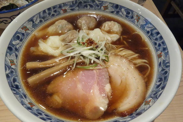 「特製支那そば」@支那そば しんばの写真