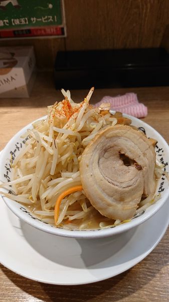 「豚骨野郎 (トッピングメンマ)」@野郎ラーメン 大森店の写真