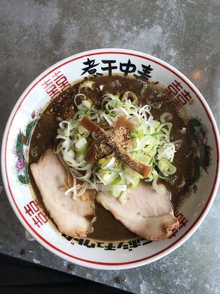 「ニボシキング、ネギ増し」@煮干結社 情熱ビリーの写真