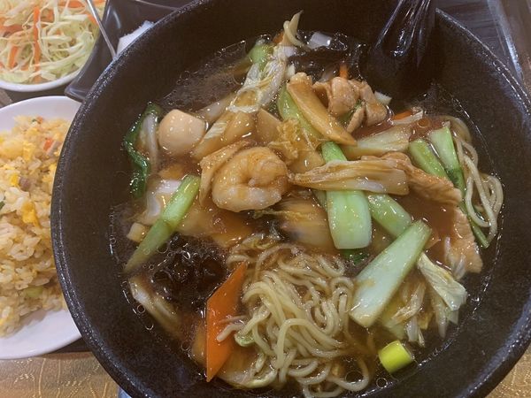 「広東麺＋半炒飯（日替ランチ）」@中華料理 華之宴の写真