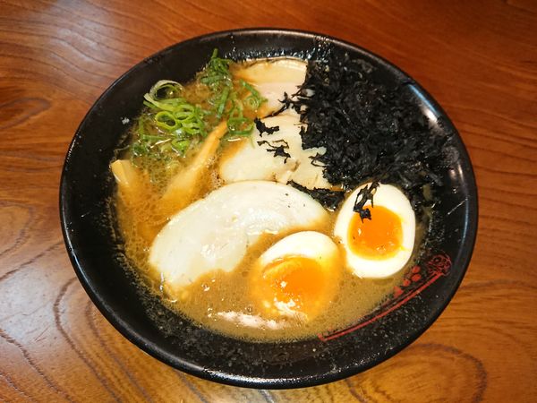 「特製中華そば」@金澤濃厚中華そば 神仙の写真