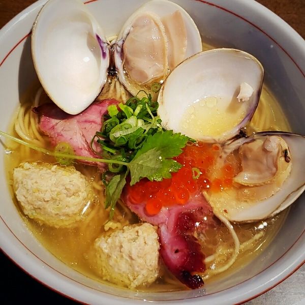 「【大晦日限定】年越中華そば  １０００円」@麺や 虎徹の写真