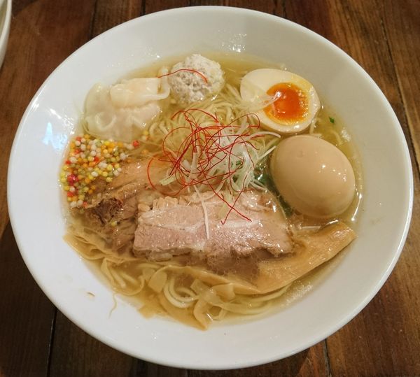 「年越し中華そば＋味玉」@武麗舞の写真