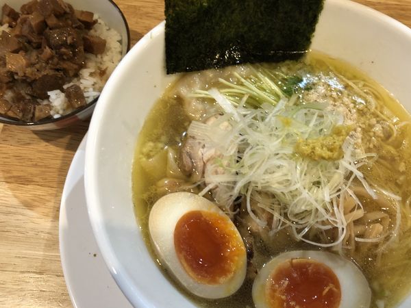 「特製とりそば＋ランチタイム肉ごはん」@らーめん天神下 大喜の写真