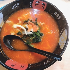 トマトラーメンと辛めん 三味の画像