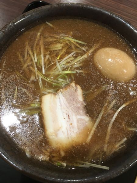 「中華そば小735円＋煮玉子130円」@もちもちの木 イオンモール春日部店の写真