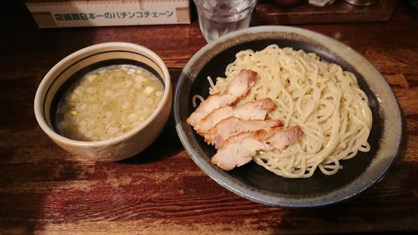 「白湯つけめん 870円 + 鶏ちゃあしゅう 150円」@麺・酒処 ぶらりの写真