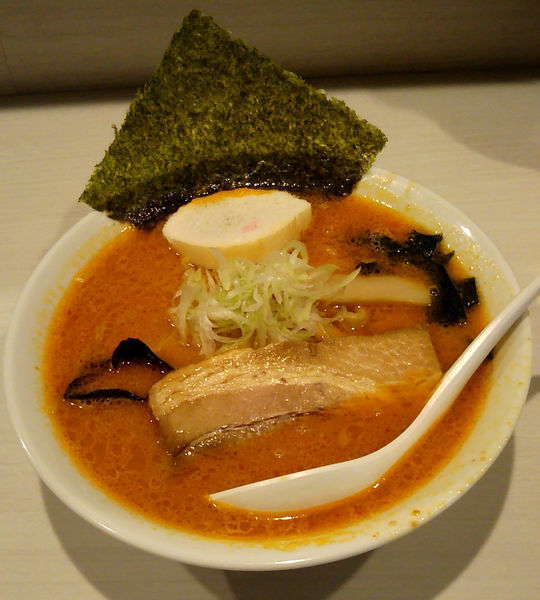 「辛シビ味噌ラーメン￥９００」@札幌ラーメン 北斎 千歳店の写真