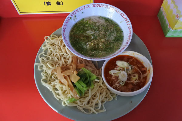 「辛ホルつけメン￥８００」@ラーメンスタンド とん平食堂の写真