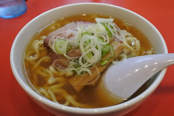 「ハーフ塩ラーメン￥４５０」@麺来亭の写真