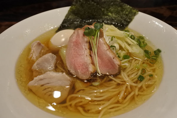 「鴨と葱鮪の白しょうゆそば￥１０００」@中華そば ひしおの写真