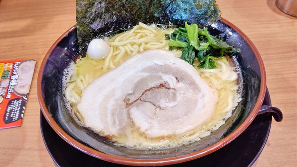 「ラーメン」@横浜家系ラーメン 小作大和家の写真