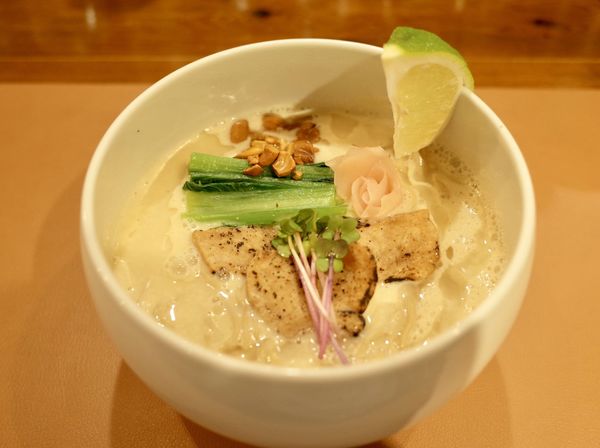 「‪ヴィーガンCOCONUT味噌ラーメン…1120円」@Noodle Stand Tokyoの写真