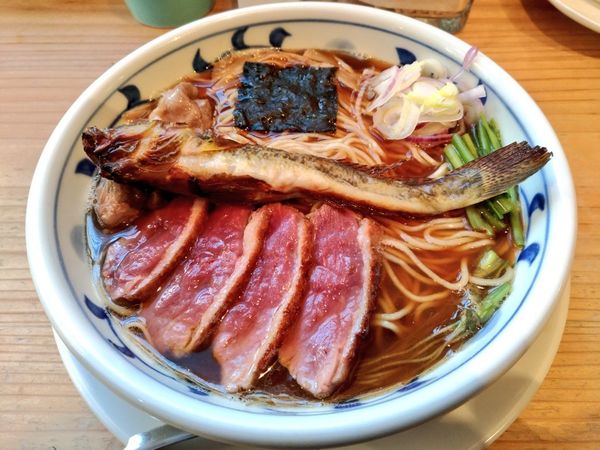 「期間限定 焼きハゼとフランス鴨のらーめん」@ねいろ屋の写真