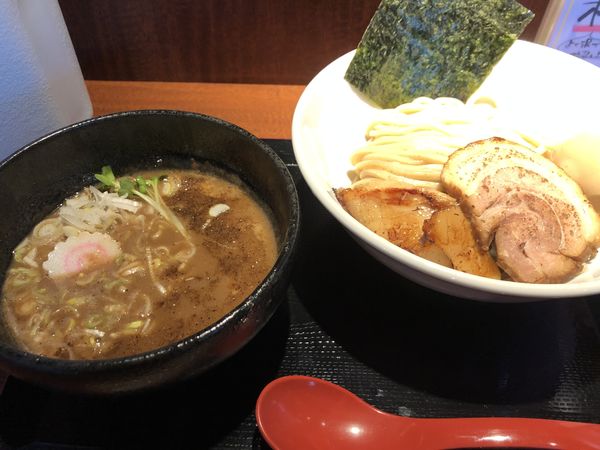 「濃厚豚骨魚介つけ麺」@中華そば 蓮の華の写真