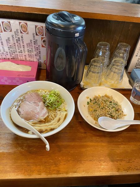 「醤油ラーメン　ミニチャーハン」@麺屋 菜々兵衛の写真