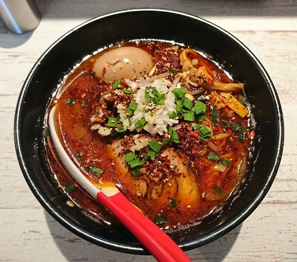 「辛痺味噌ラーメン+味玉(1000円)」@麺屋 誉の写真