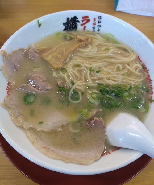 「ラーメン(並) 690円 唐揚げセット300円 他」@ラーメン 横綱 松戸店の写真