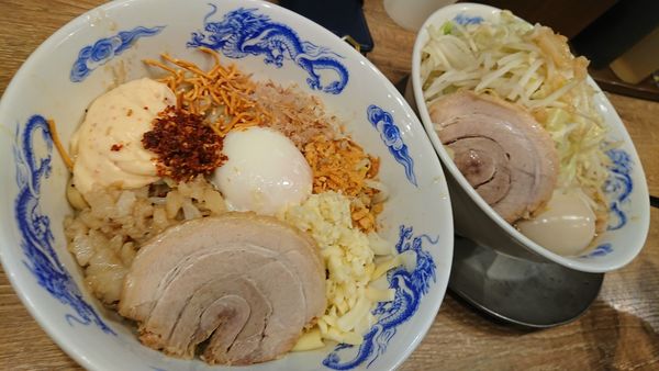 「玉子まぜそば全増し」@ジャンクガレッジ 大宮駅前店の写真