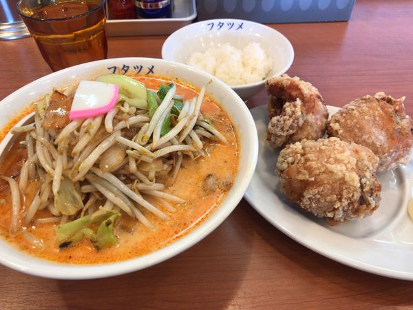「辛いタンメンと唐揚げセット」@フタツメ 伊勢崎店の写真