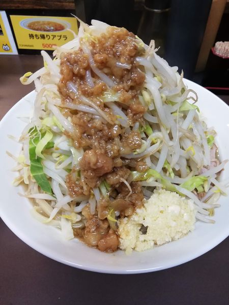 「中ラーメン」@立川マシマシ秘密工場の写真
