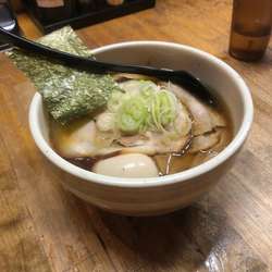 味玉あっさり醤油（大盛り、チャーシュー）