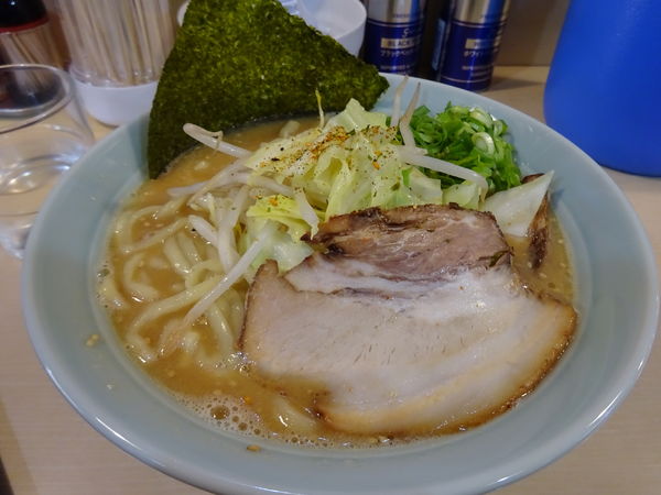 「豚骨味噌ラーメン 750円+中盛100円」@麺家 むら田の写真