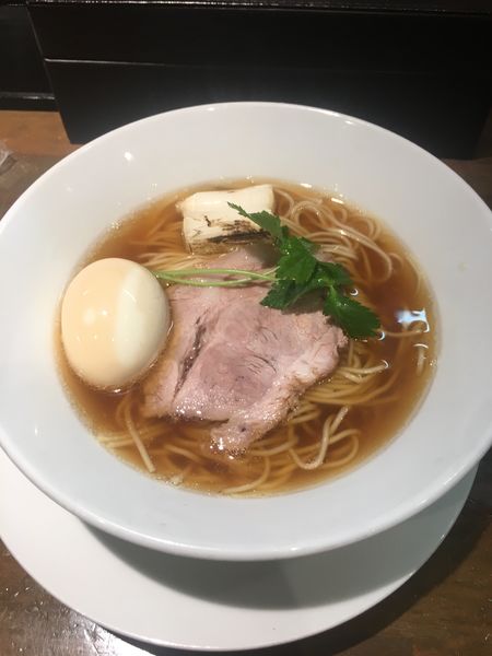 「淡麗煮干しらーめん（醤油）」@麺屋 食べいろの写真