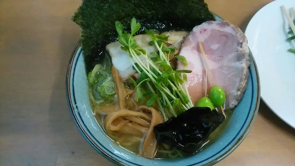「新春限定　A　丸地鶏黄金雲吞麺　1300円」@MENYA 食い味の道有楽の写真
