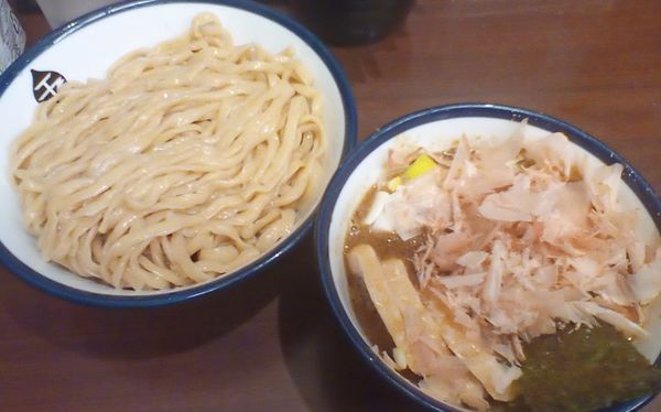 「つけ麺　中　+　チャーシュー」@つけめん 玉 本店の写真