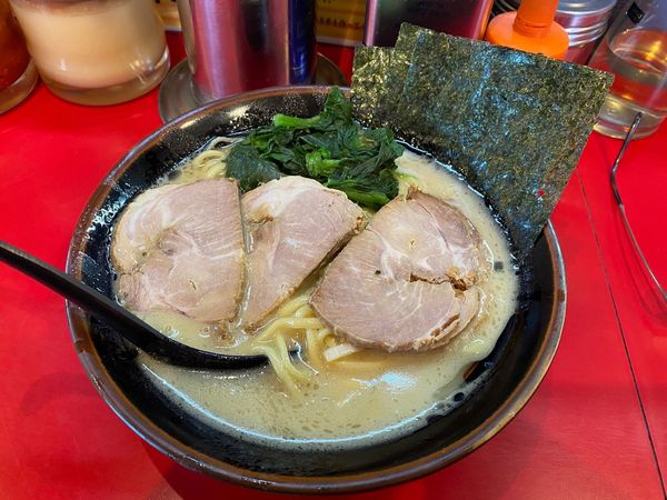 「1/2 醤油チャーシュー麺910円」@らっち家 下川井店の写真