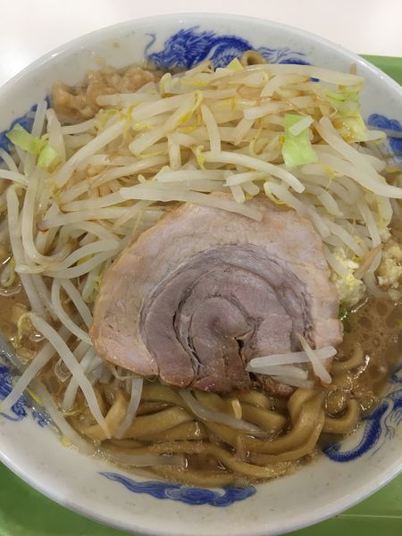 「ラーメン大盛800円」@ジャンクガレッジ イオンレイクタウンmori店の写真