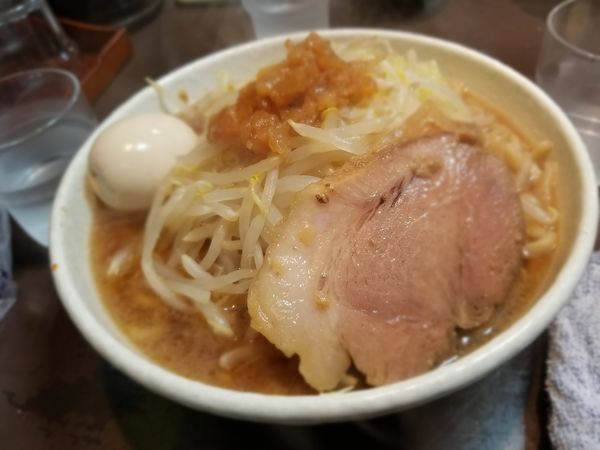 「ラーメン小200ｇ」@らーめん 山の写真