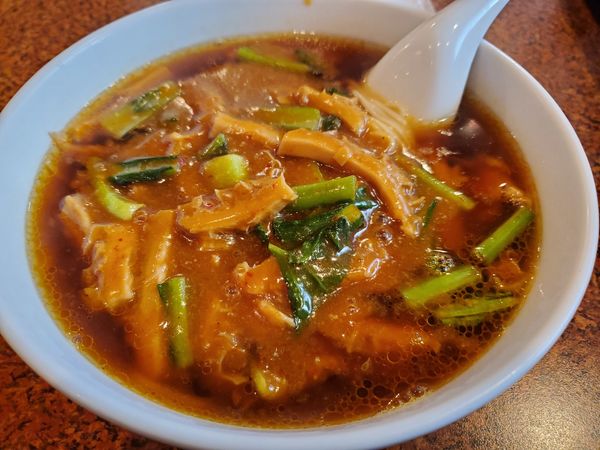 「カレー牛モツそば」@中華飯店の写真