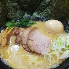 横浜家系ラーメン 長田家の画像