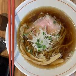 煮干し醤油ら〜麺