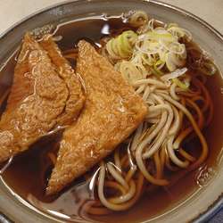 きつねそば　３７０円