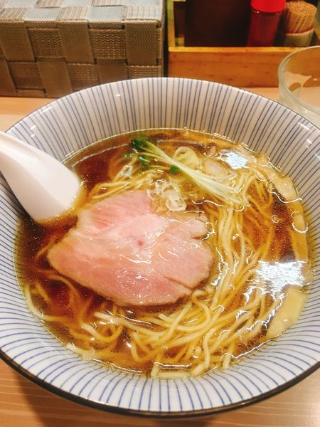 「香味中華そば」@麺屋 鶯 uguisuの写真