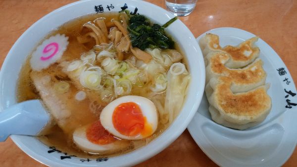 「味玉ワンタンめん¥1000-+餃子３個¥300-」@青竹手打ちラーメン 麺や大山の写真