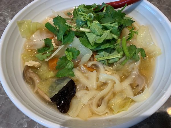 「五目野菜刀削麺」@中華料理 栄福記の写真