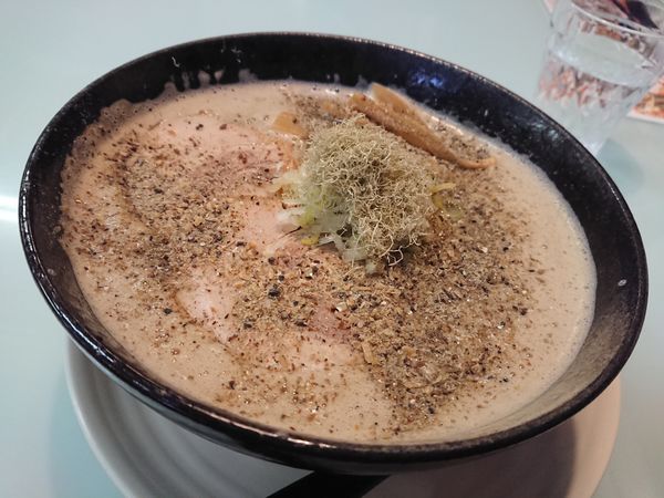 「一撃煮干し 850円」@麺道舎 ぜくうの写真