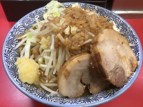 「ラーメン小250ｇ800円(ニンニクアブラカラメ)」@八王子田田の写真