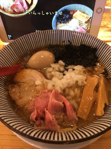 「特製焼き顎塩ラーメン」@焼きあご塩らー麺  たかはし 歌舞伎町店の写真