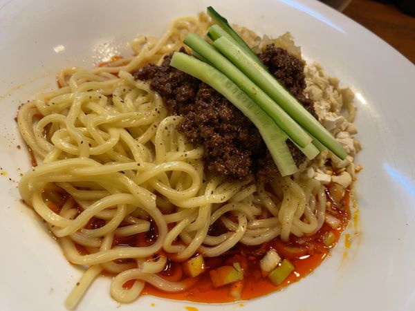 「成都汁なし担々麺（小麻婆飯セット）」@成都正宗担々麺 つじ田の写真