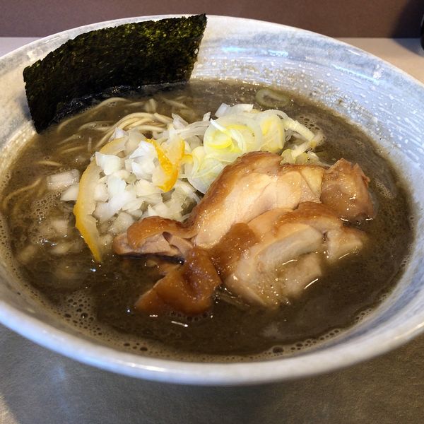 「煮干しそば醤油(800円)」@麺屋 なるとの写真