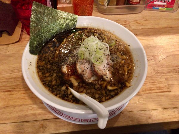 「【1月限定】煮干しBLACK(限定A) 900円」@中華そば ムタヒロの写真