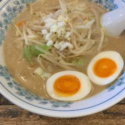 味噌ラーメン＋半チャーハン