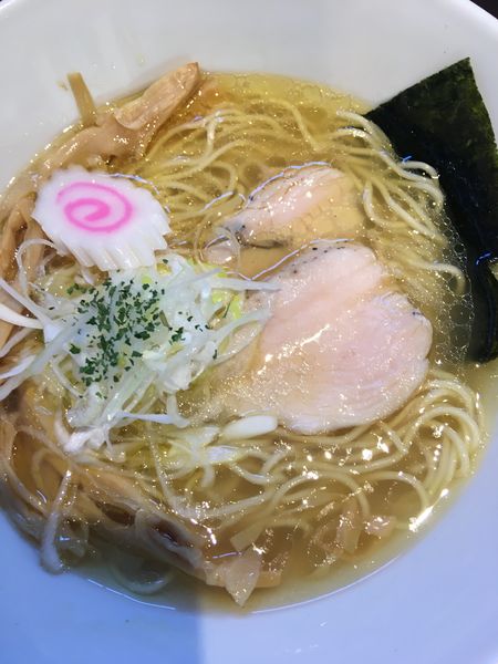 「淡麗中華そば　塩」@中華そば 輝羅の写真